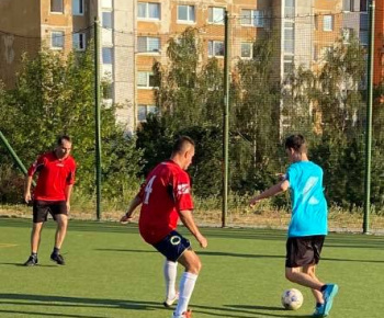 Aktuality / Futbalový tím nášho sídliska naďalej vo víťaznom tempe - foto