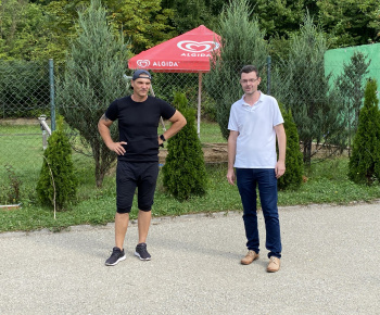 Aktuality / Futbalový tím nášho sídliska naďalej vo víťaznom tempe - foto