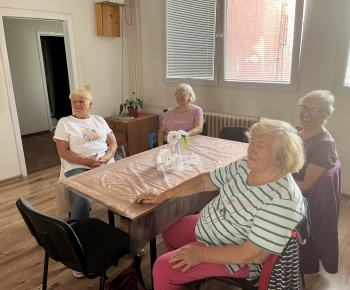 Aktuality / Denné centrum zorganizovalo pre seniorov dve zaujímavé podujatia - foto