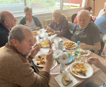 Aktuality / Denné centrum zorganizovalo pre seniorov dve zaujímavé podujatia - foto Aktuality / Denné centrum zorganizovalo pre seniorov dve zaujímavé podujatia - foto