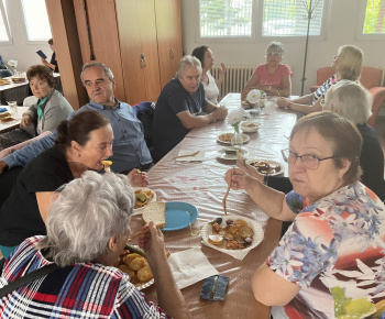 Aktuality / Denné centrum zorganizovalo pre seniorov dve zaujímavé podujatia - foto Aktuality / Denné centrum zorganizovalo pre seniorov dve zaujímavé podujatia - foto