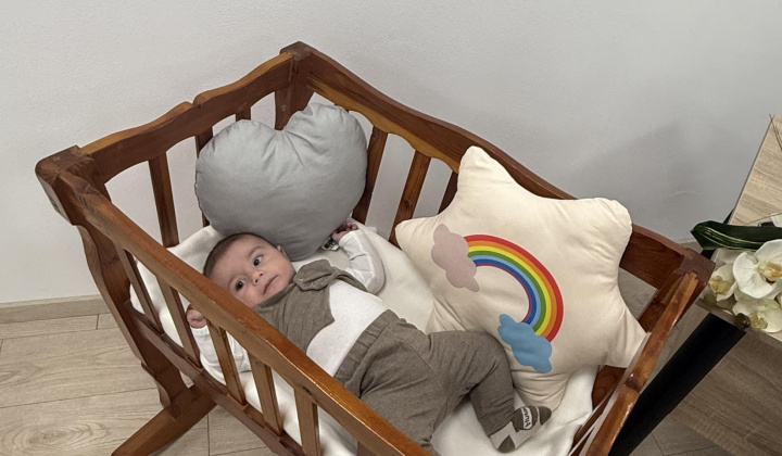 12. fotografia fotogalérie Aktuality / Najmilšia tradícia Furče: Slávnostné uvítanie detí do života - foto