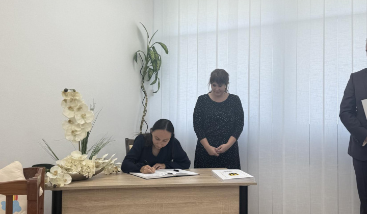 28. fotografia fotogalérie Aktuality / Najmilšia tradícia Furče: Slávnostné uvítanie detí do života - foto