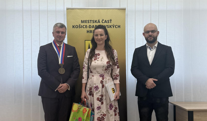 54. fotografia fotogalérie Aktuality / Najmilšia tradícia Furče: Slávnostné uvítanie detí do života - foto