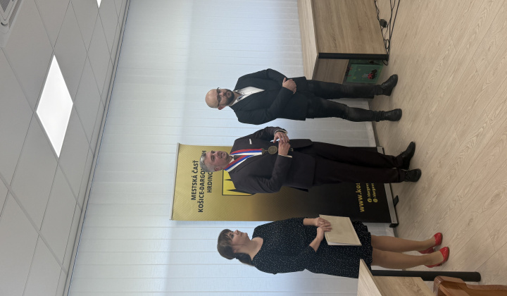 61. fotografia fotogalérie Aktuality / Najmilšia tradícia Furče: Slávnostné uvítanie detí do života - foto