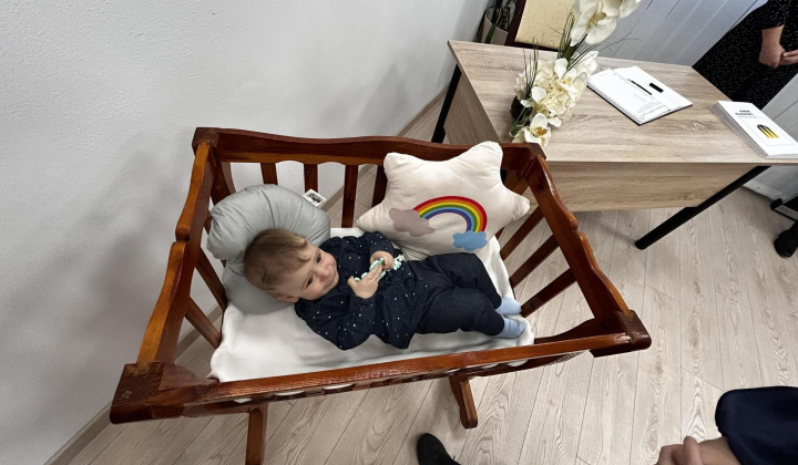 75. fotografia fotogalérie Aktuality / Najmilšia tradícia Furče: Slávnostné uvítanie detí do života - foto