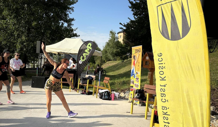 1. fotografia fotogalérie Aktuality / Na Furči to v sobotu žilo hudbou aj tancom pod holým nebom - foto