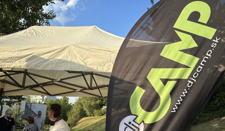 14. fotografia fotogalérie Aktuality / Na Furči to v sobotu žilo hudbou aj tancom pod holým nebom - foto