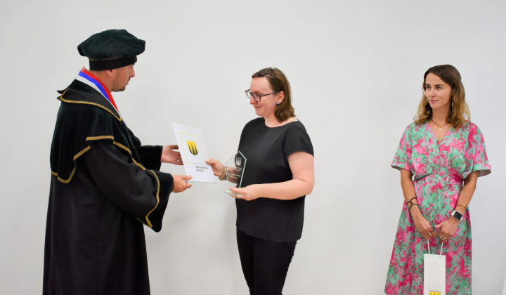 2. fotografia fotogalérie Aktuality / Mestská časť Košice-Dargovských hrdinov po štvrtýkrát ocenila osobnosti sídliska - foto