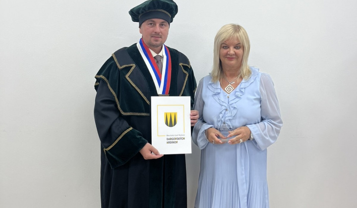 6. fotografia fotogalérie Aktuality / Mestská časť Košice-Dargovských hrdinov po štvrtýkrát ocenila osobnosti sídliska - foto