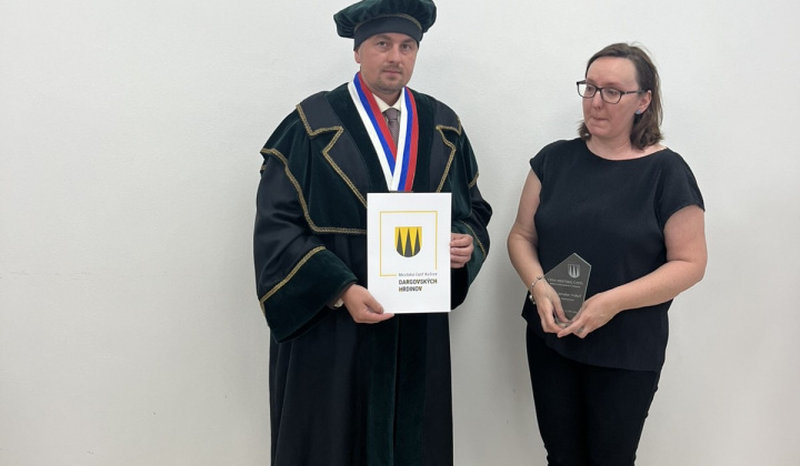 7. fotografia fotogalérie Aktuality / Mestská časť Košice-Dargovských hrdinov po štvrtýkrát ocenila osobnosti sídliska - foto