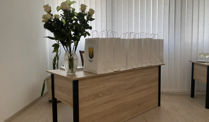 4. fotografia fotogalérie Aktuality / Oceňovanie pedagogických a nepedagogických pracovníkov pri príležitosti Dňa učiteľov - foto