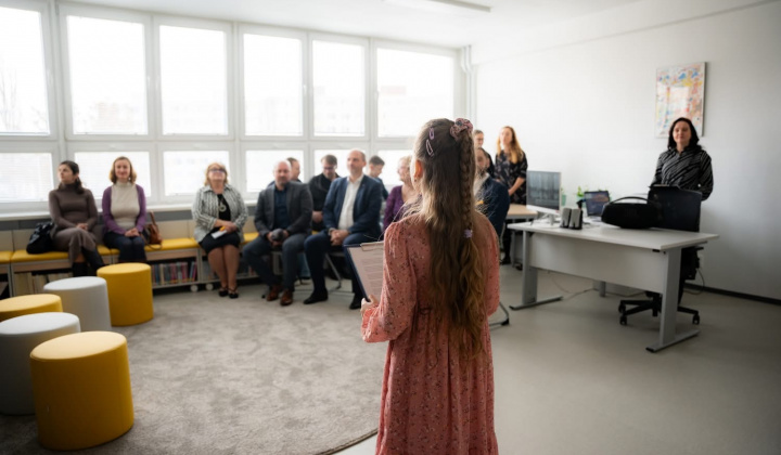 4. fotografia fotogalérie Aktuality / Zrekonštruované knižnice na troch základných školách na Furči - foto