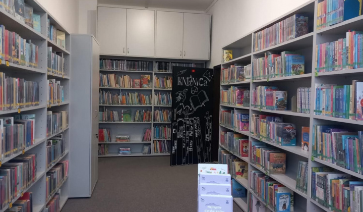 7. fotografia fotogalérie Aktuality / Zrekonštruované knižnice na troch základných školách na Furči - foto