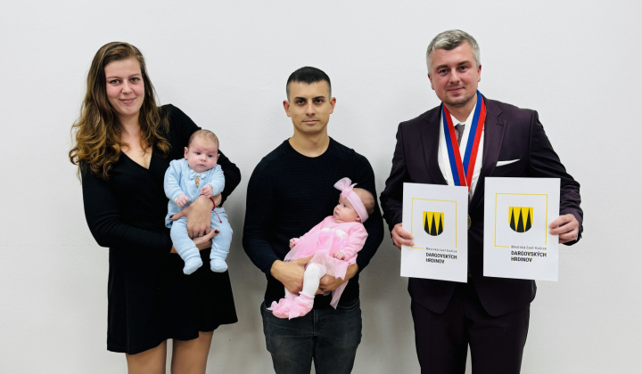 27. fotografia fotogalérie Aktuality / Prijali sme 28 nových obyvateľov našej mestskej časti na obrade uvítania detí - foto