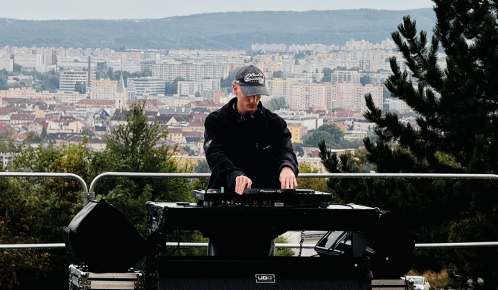 2. fotografia fotogalérie Aktuality / Koncert pre Furčanov nezastavilo ani počasie - foto