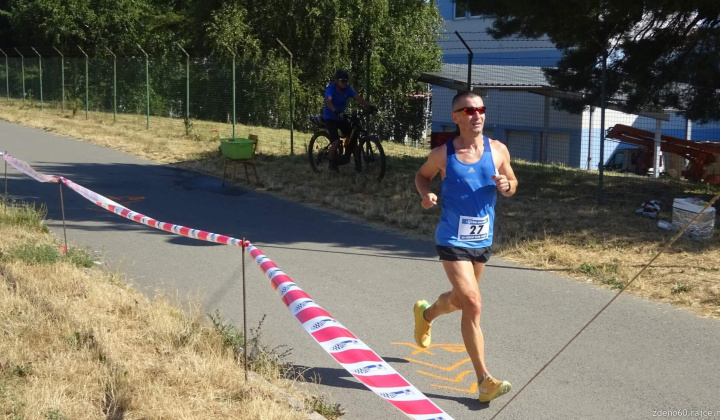 6. fotografia fotogalérie Aktuality / Na 21. ročníku eXtrém maratónu zvíťazili Pavúk a Butoracová - foto