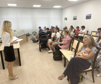 Kultúrno-spoločenské a športové aktivity / Na obrade uvítania detí sme prijali 17 nových obyvateľov nášho sídliska - foto