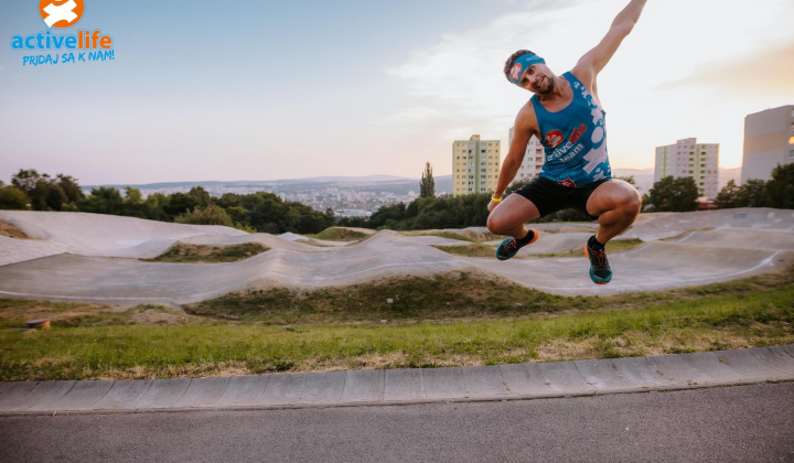 9. fotografia fotogalérie Aktuality / Bežci spoznávali zákutia Furče - foto
