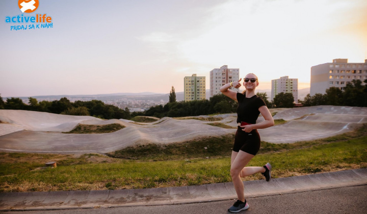 10. fotografia fotogalérie Aktuality / Bežci spoznávali zákutia Furče - foto