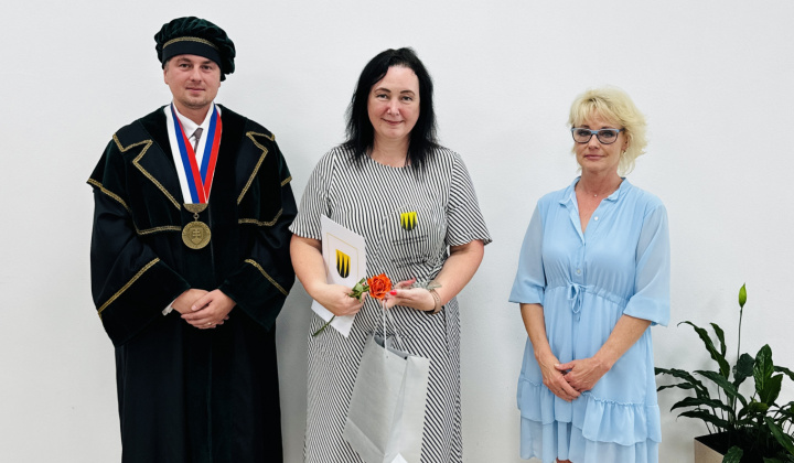 8. fotografia fotogalérie Aktuality / Mestská časť Košice-Dargovských hrdinov ocenila osobnosti sídliska - foto