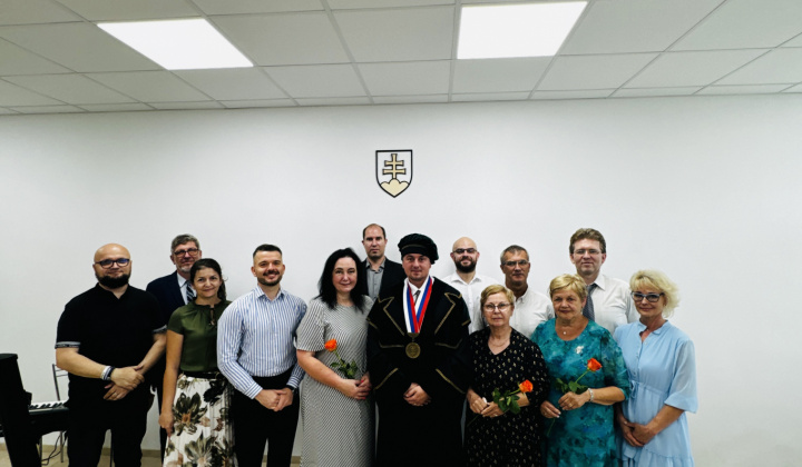 11. fotografia fotogalérie Aktuality / Mestská časť Košice-Dargovských hrdinov ocenila osobnosti sídliska - foto