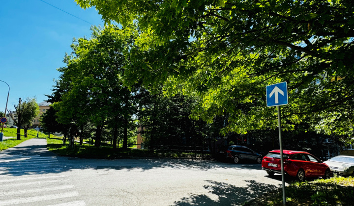 1. fotografia fotogalérie Aktuality / Zmena organizácie dopravy na Exnárovej ulici - foto