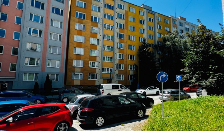 2. fotografia fotogalérie Aktuality / Zmena organizácie dopravy na Exnárovej ulici - foto