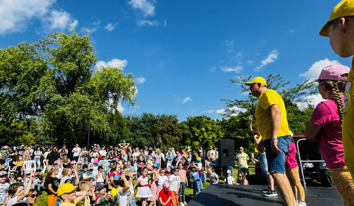 19. fotografia fotogalérie Aktuality / Park pri fontáne ožil Medzinárodným dňom detí - foto