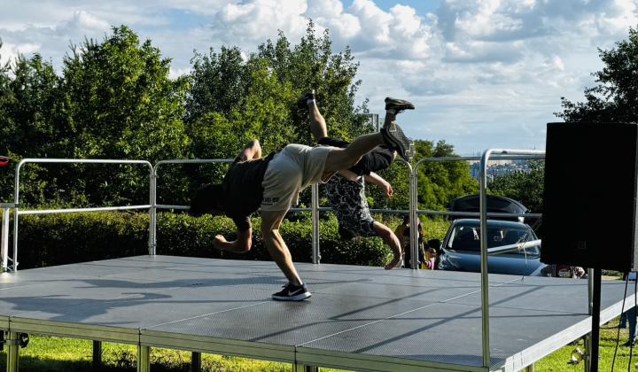 25. fotografia fotogalérie Aktuality / Park pri fontáne ožil Medzinárodným dňom detí - foto