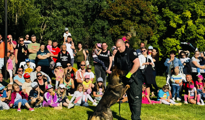 27. fotografia fotogalérie Aktuality / Park pri fontáne ožil Medzinárodným dňom detí - foto