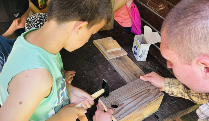 8. fotografia fotogalérie Aktuality / Štvrtáci sa učili o ochrane životného prostredia interaktívnou formou - foto