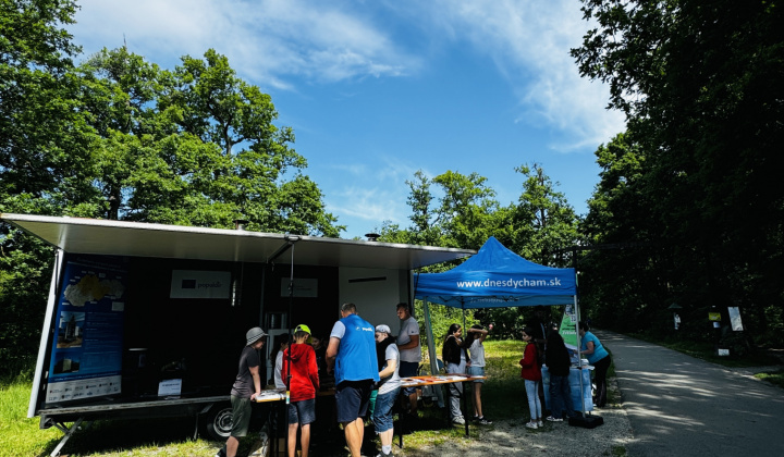 10. fotografia fotogalérie Aktuality / Štvrtáci sa učili o ochrane životného prostredia interaktívnou formou - foto