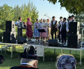 Kultúrno-spoločenské a športové aktivity / V nedeľu 13. augusta sa uskutočnil Koncert pre Furčanov - foto
