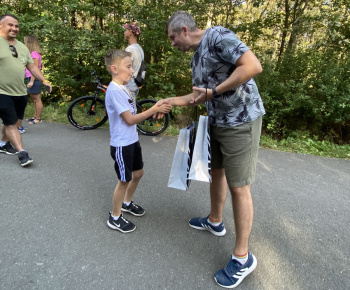 Kultúrno-spoločenské a športové aktivity / Deti si v lesoparku užili 8. ročník podujatia Family Sport Day - foto