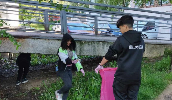 3. fotografia fotogalérie Aktuality / S Barbie sme vyčistili Furču - foto