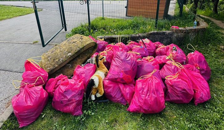 4. fotografia fotogalérie Aktuality / S Barbie sme vyčistili Furču - foto