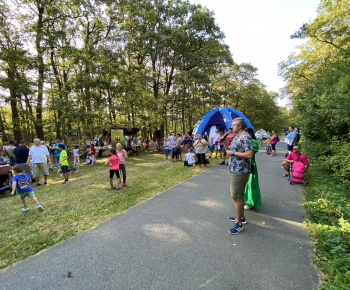 Kultúrno-spoločenské a športové aktivity / Deti si v lesoparku užili 8. ročník podujatia Family Sport Day - foto