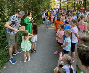 Kultúrno-spoločenské a športové aktivity / Deti si v lesoparku užili 8. ročník podujatia Family Sport Day - foto