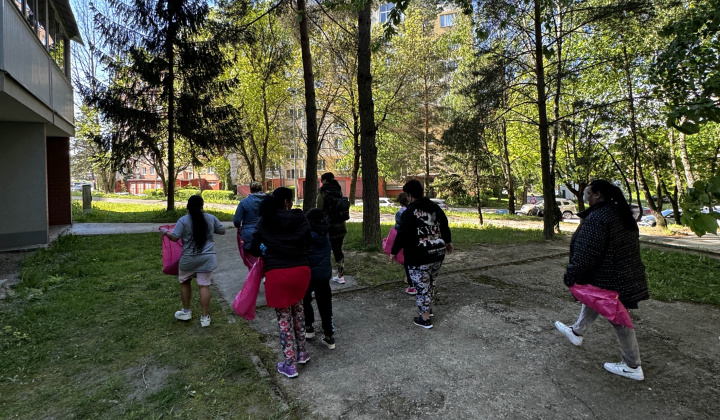 13. fotografia fotogalérie Aktuality / S Barbie sme vyčistili Furču - foto