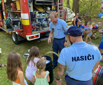 Kultúrno-spoločenské a športové aktivity / Deti si v lesoparku užili 8. ročník podujatia Family Sport Day - foto