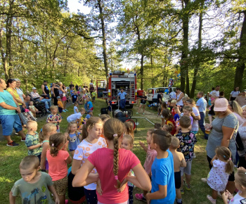 Kultúrno-spoločenské a športové aktivity / Deti si v lesoparku užili 8. ročník podujatia Family Sport Day - foto Kultúrno-spoločenské a športové aktivity / Deti si v lesoparku užili 8. ročník podujatia Family Sport Day - foto