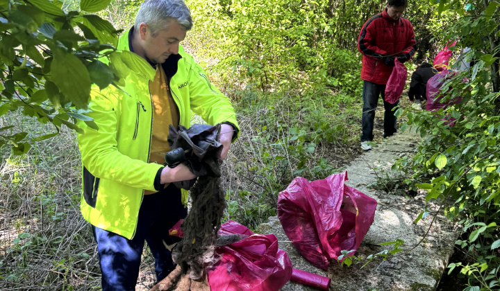 17. fotografia fotogalérie Aktuality / S Barbie sme vyčistili Furču - foto