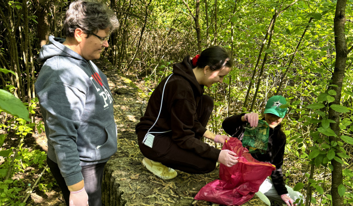 18. fotografia fotogalérie Aktuality / S Barbie sme vyčistili Furču - foto