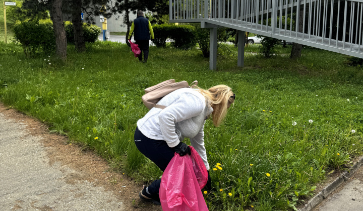 22. fotografia fotogalérie Aktuality / S Barbie sme vyčistili Furču - foto