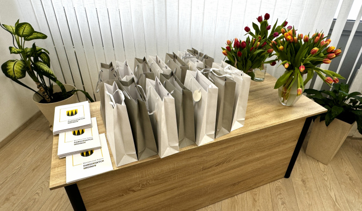 2. fotografia fotogalérie Aktuality / Mestská časť ocenila 14 zamestnancov z furčianskych škôl - foto