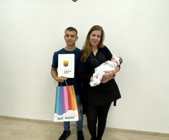 Kultúrno-spoločenské a športové aktivity / Na obrade uvítania detí sme prijali 25 nových obyvateľov našej mestskej časti - foto Kultúrno-spoločenské a športové aktivity / Na obrade uvítania detí sme prijali 25 nových obyvateľov našej mestskej časti - foto