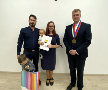 Kultúrno-spoločenské a športové aktivity / Na obrade uvítania detí sme prijali 25 nových obyvateľov našej mestskej časti - foto Kultúrno-spoločenské a športové aktivity / Na obrade uvítania detí sme prijali 25 nových obyvateľov našej mestskej časti - foto