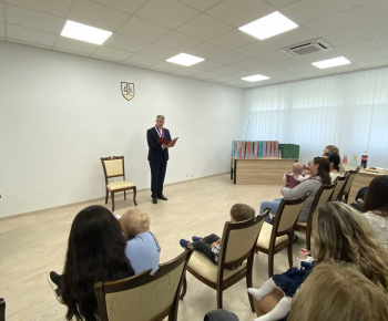 Kultúrno-spoločenské a športové aktivity / Na obrade uvítania detí sme prijali 25 nových obyvateľov našej mestskej časti - foto Kultúrno-spoločenské a športové aktivity / Na obrade uvítania detí sme prijali 25 nových obyvateľov našej mestskej časti - foto