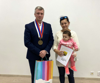 Kultúrno-spoločenské a športové aktivity / Na obrade uvítania detí sme prijali 25 nových obyvateľov našej mestskej časti - foto Kultúrno-spoločenské a športové aktivity / Na obrade uvítania detí sme prijali 25 nových obyvateľov našej mestskej časti - foto